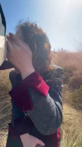 南京户外少妇挡脸口